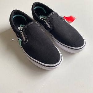Vans Comfycush Slip On (Classic) Black True White Womens Size 8.5.